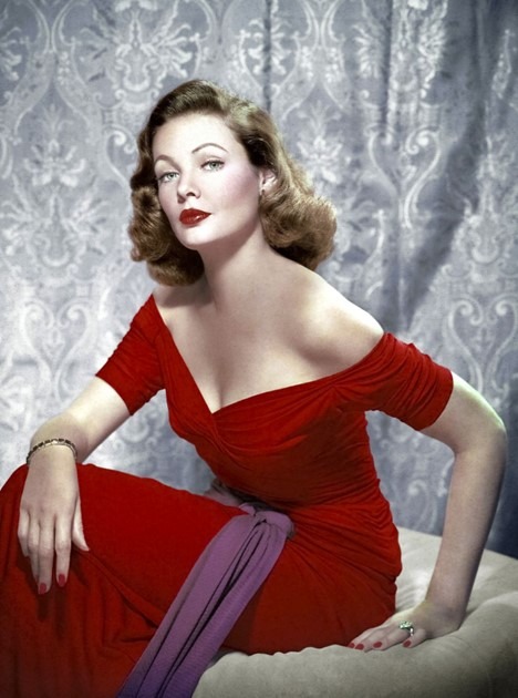 A person in a red dress
Description automatically generated with medium confidence
