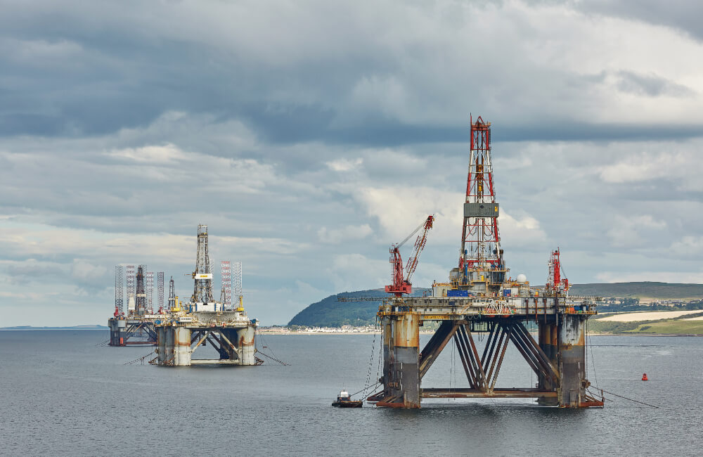 The UK's Continental Shelf @Jiri Vondrous / Shutterstock.com